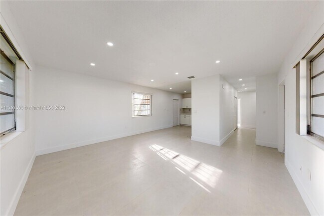 Building Photo - 2152 SW 72nd Ave
