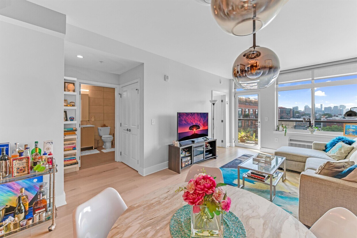 Foto principal - 1400 Hudson St
