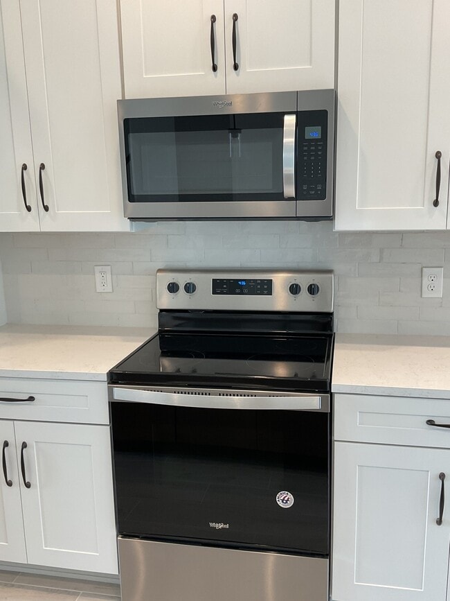 Photo - 13031 Tollcross Wy House