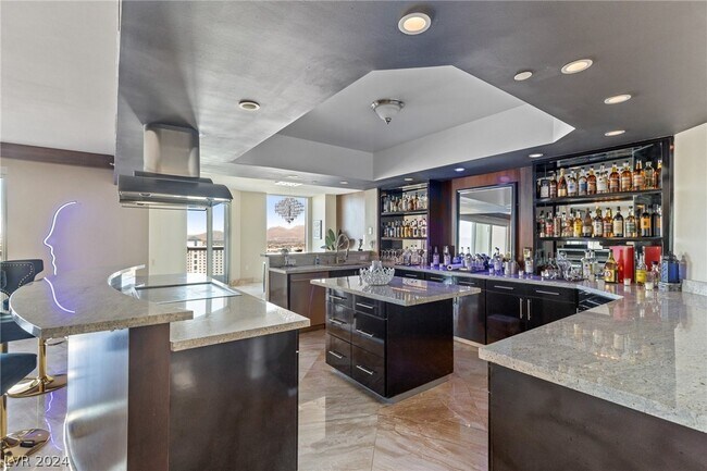 Foto del edificio - 2777 Paradise Rd