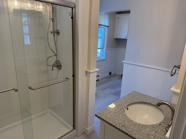 Building Photo - 2 Fremont St