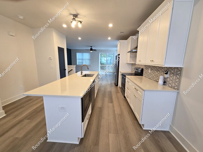 Foto del edificio - 340 Eugenia St SW