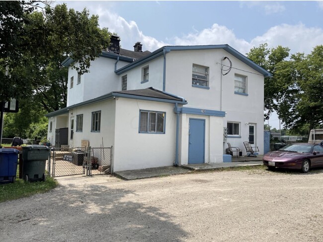 Building Photo - 745 Glendower Ave