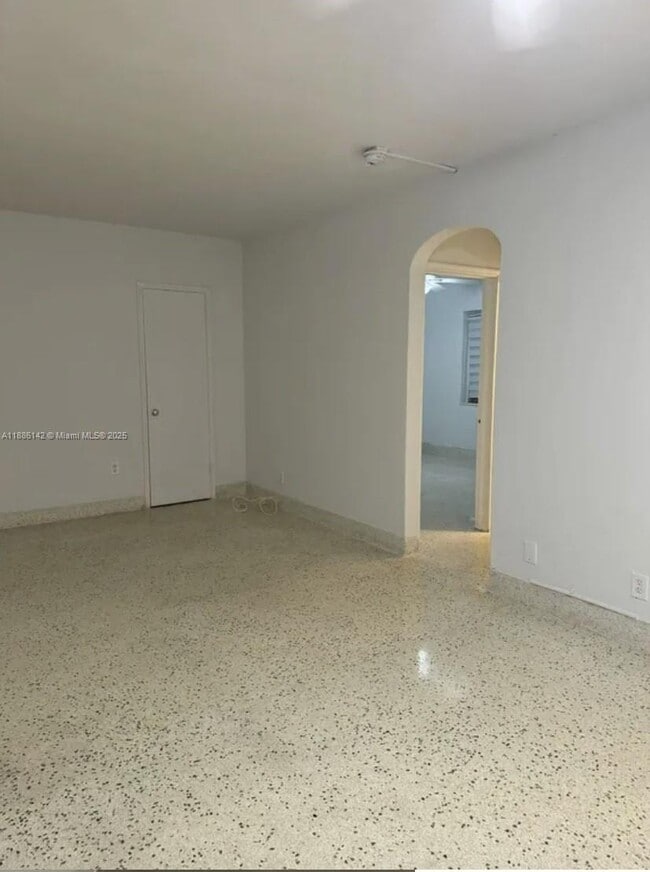 Foto del edificio - 2101 SW 3rd Ave
