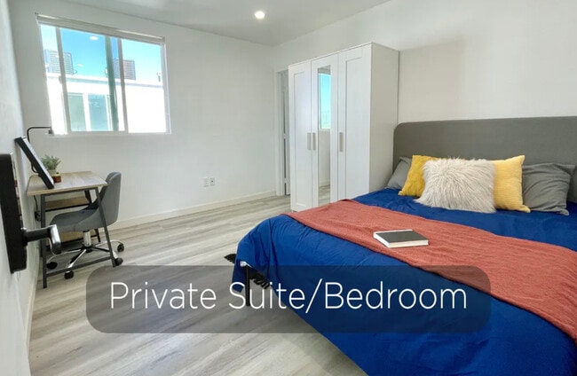 private bedroom - 1476 W 35th St