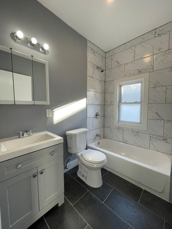 Foto del edificio - 160 S 8th St