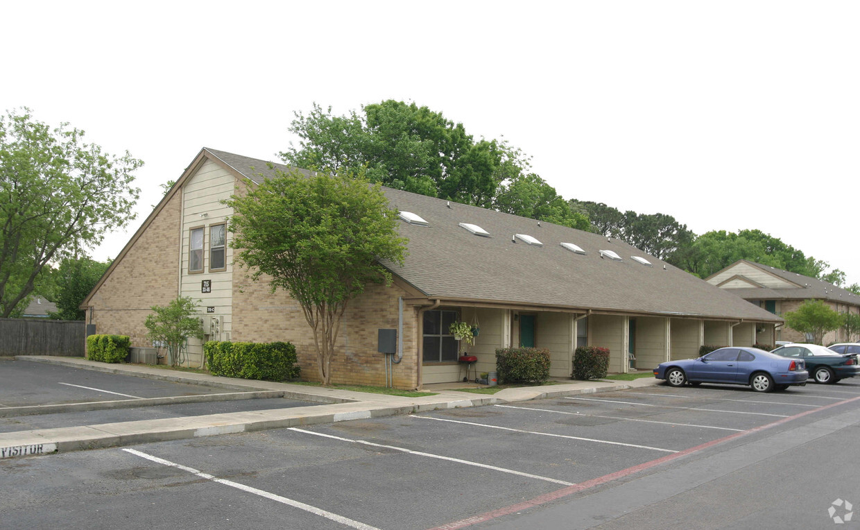 Foto del edificio - Rogers Landing