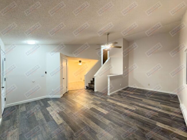 Building Photo - Single family home with a garage