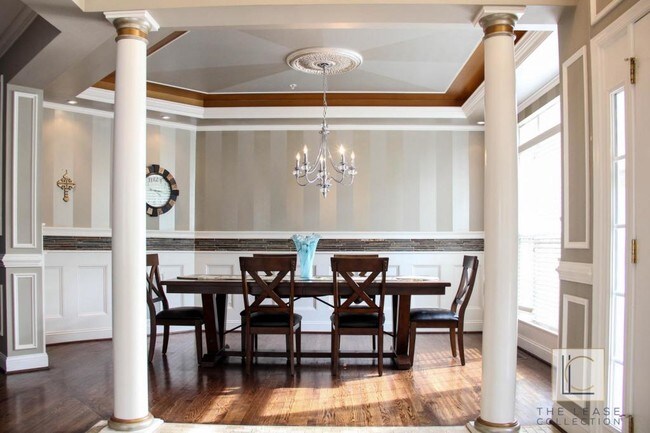 Foto del edificio - 10106 Rolling Green Way