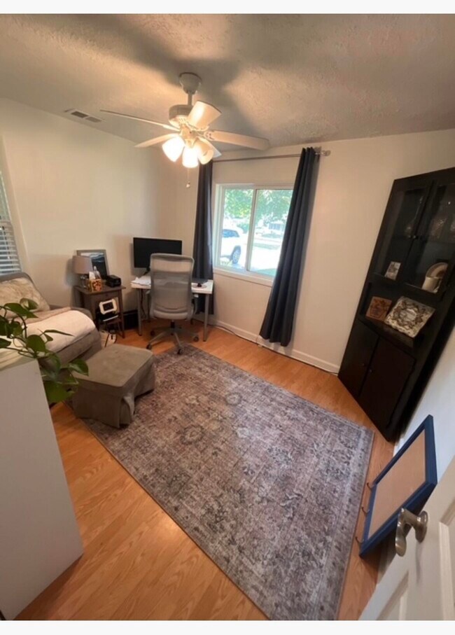 Building Photo - 42514 Hammill Ln