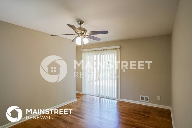 Foto del edificio - 4796 Forest Trail