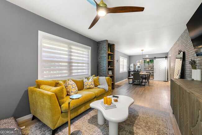 Foto del edificio - 2680 Rosemary St NW