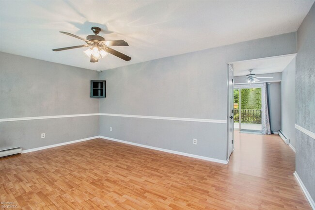 Building Photo - 3 br, 2 bath House - 1720 Apple St
