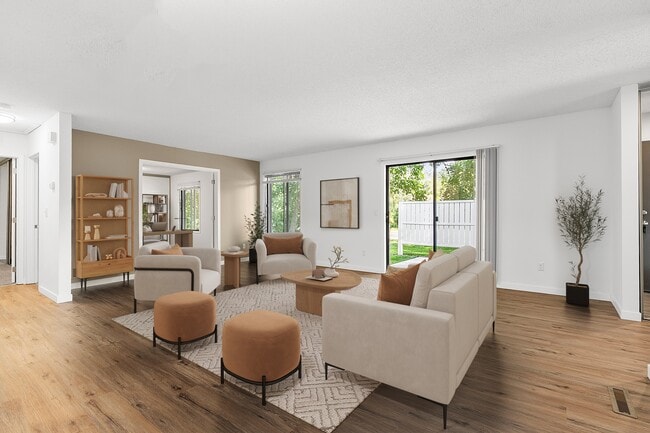 Building Photo - Tanager Creek Townhomes