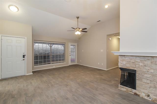 Foto del edificio - 914 Plantation Dr