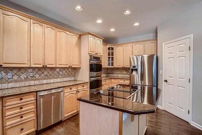 Foto del edificio - 15510 Robsart Ct, Charlotte, NC, 28277
