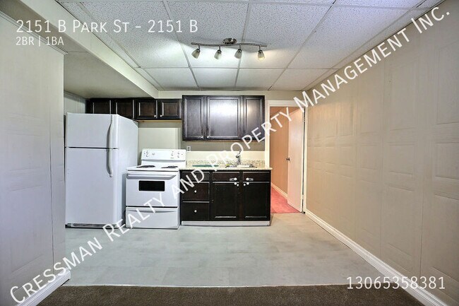 Photo du bâtiment - 2 Bedroom Basement Suite