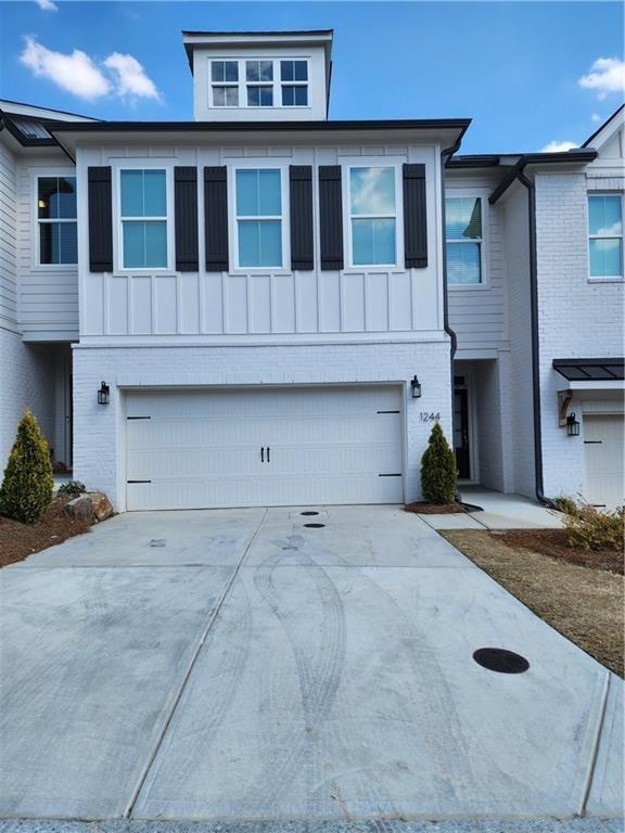Primary Photo - 1244 Westshore Dr