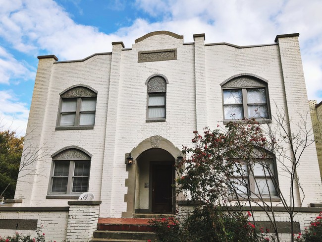 Building Photo - 1407 14th St S