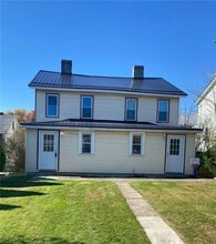 Building Photo - 2128 Candee St