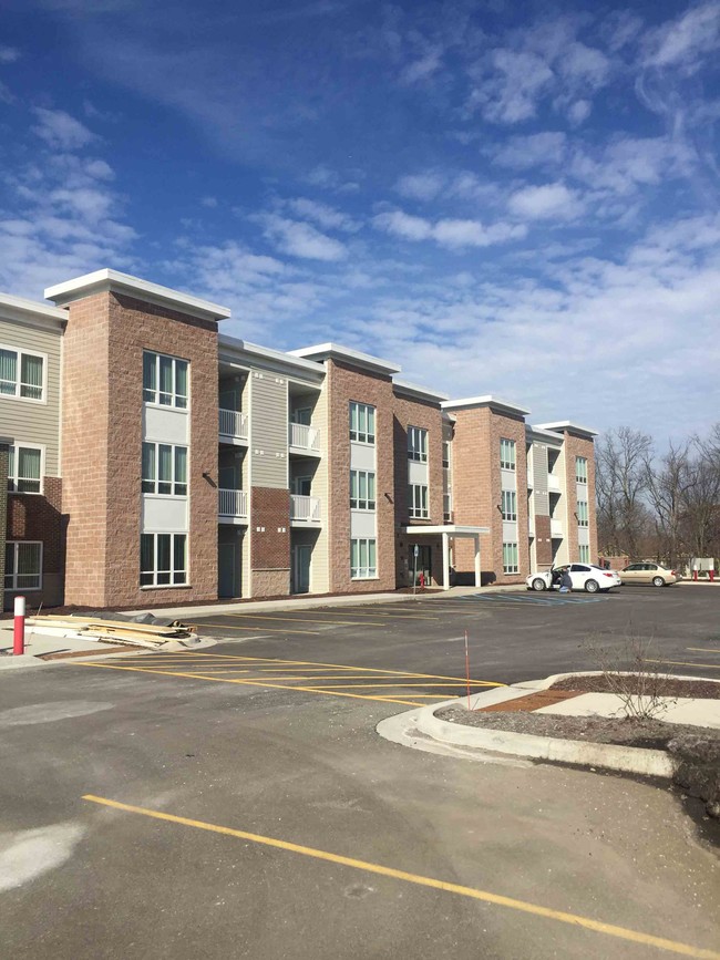 Times Square Apartments - Okemos, MI | Apartments.com