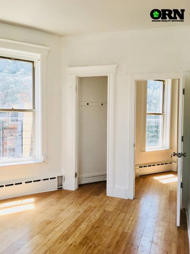 Foto principal - 57-52 Myrtle Ave