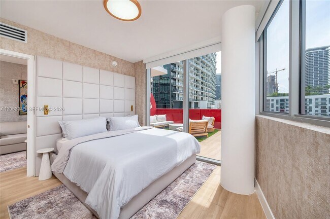 Foto del edificio - 90 NE 32nd St
