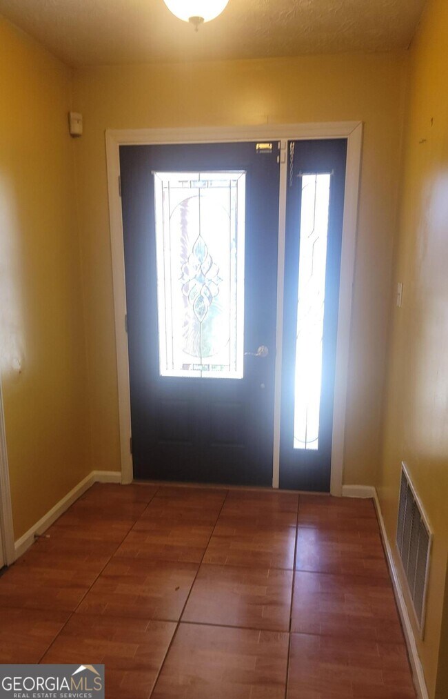 Foto del edificio - 445 Westside Dr