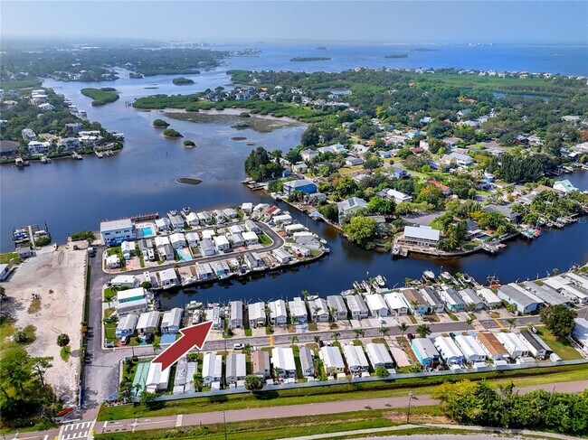 Foto del edificio - 672 Yawl Ln
