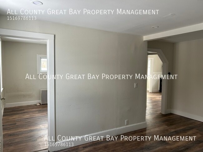 Foto del edificio - 37 Maplewood Rd