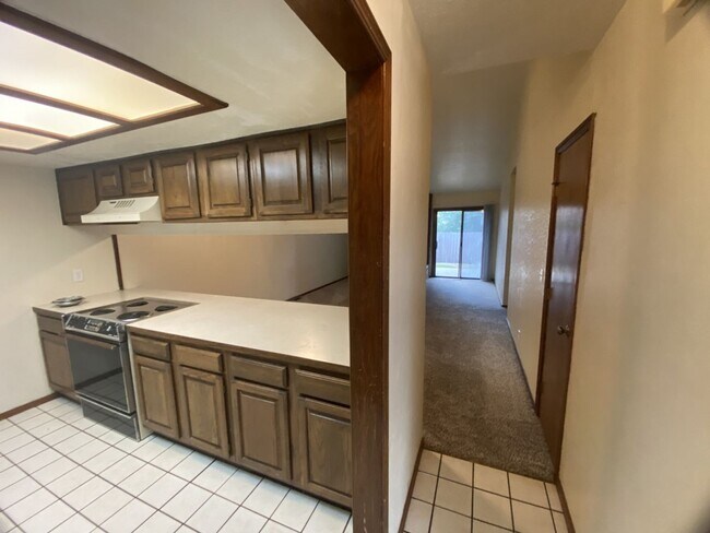 Foto del edificio - Townhome in Edmond! Sweet Neighborhood!