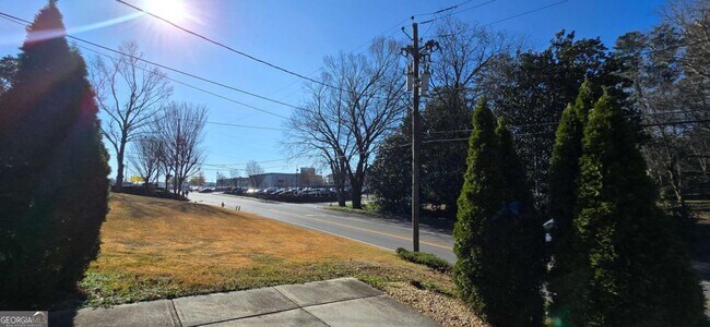 Foto del edificio - 3594 Abbotts Bridge Rd