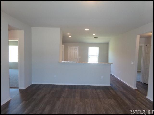 Foto del edificio - 2 Winter Vly Cv