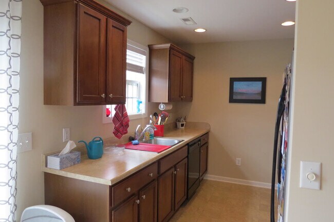 Foto del edificio - 2 Bedroom / 2.5 Bath Condo Johnson City, TN