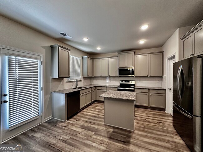 Foto del edificio - 4037 Riverchess Dr SW