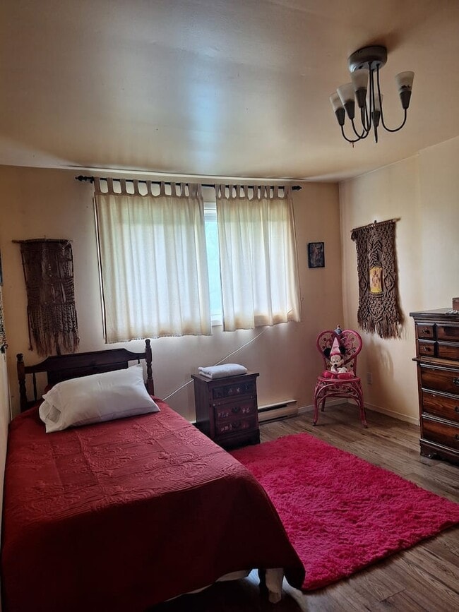 Photo du bâtiment - 1469 Oak Hill Rd