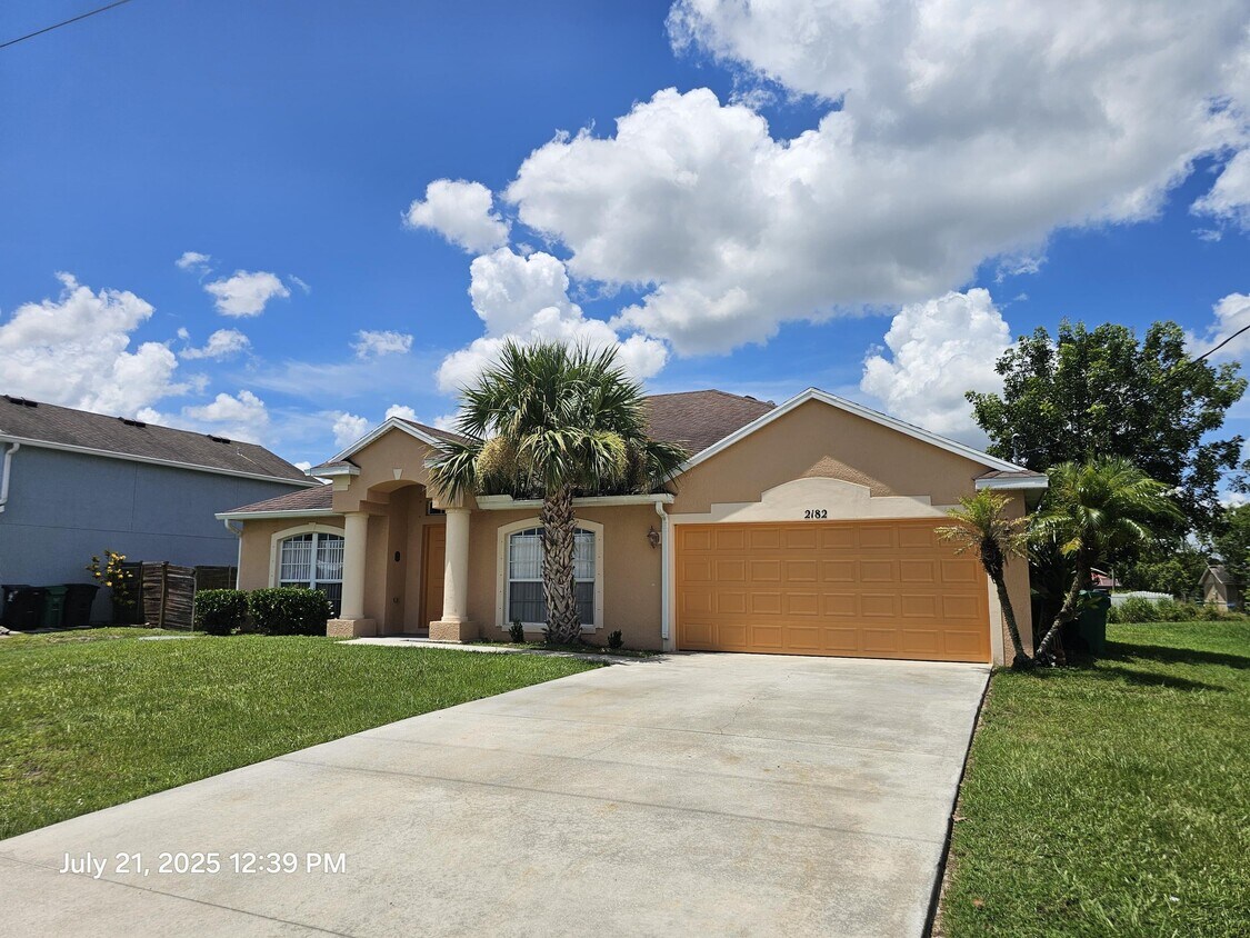 Foto principal - 2182 SW Idaho Ln