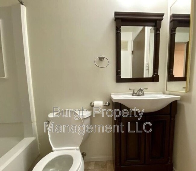 Foto del edificio - 27708 Evergreen Run
