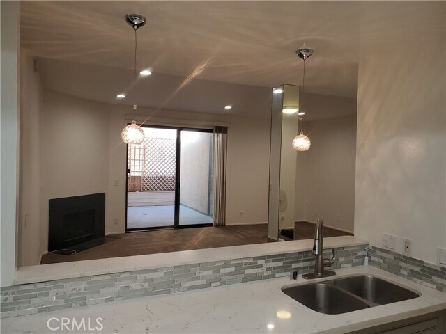Foto del edificio - 2491 Purdue Ave