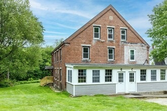 Building Photo - 365-367-367 Princeton Rd