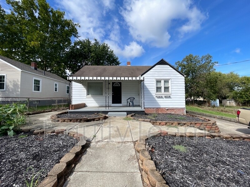 Foto principal - 1883 Harvard St