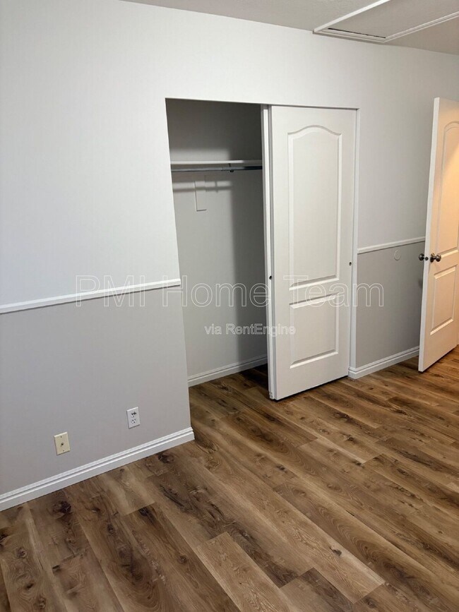 Foto del edificio - 1157 N 2925 W