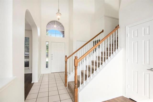 Building Photo - 10100 Bull Run