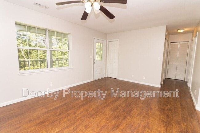 Foto del edificio - 333 Withrow Rd