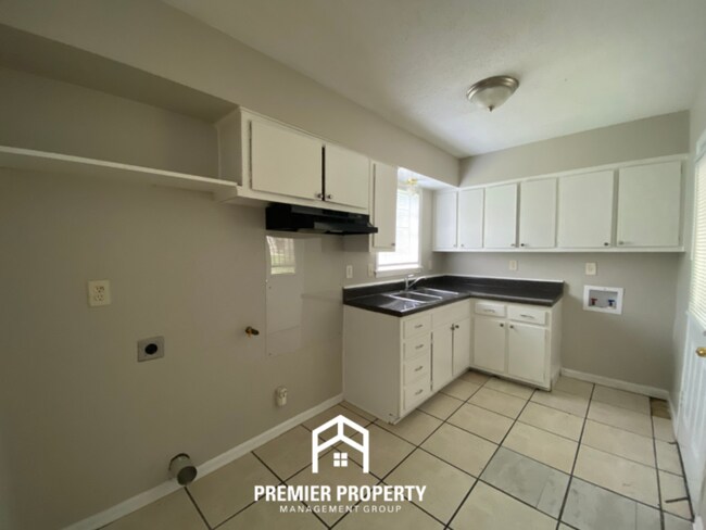 Foto del edificio - 4254 Windermere Rd