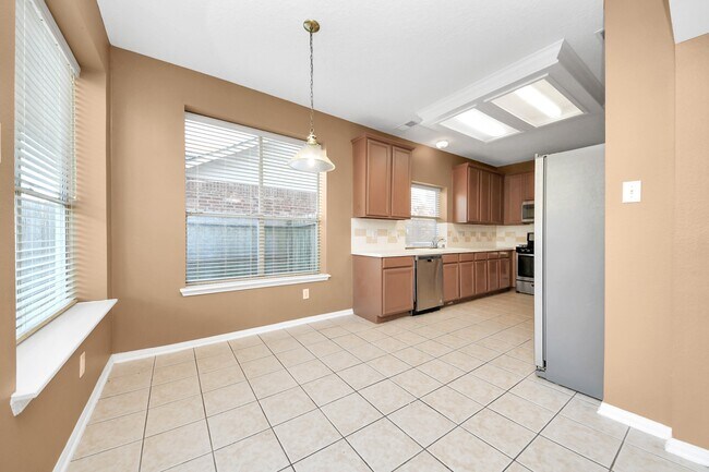 Foto del edificio - 4703 Zachary Ln