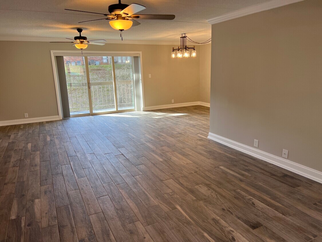 Primary Photo - 110 Canberra Dr