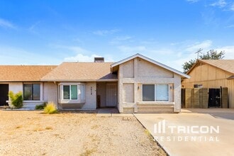 Building Photo - 3018 W Blackhawk Dr