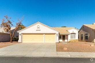 Building Photo - 3760 Yorba Linda Dr