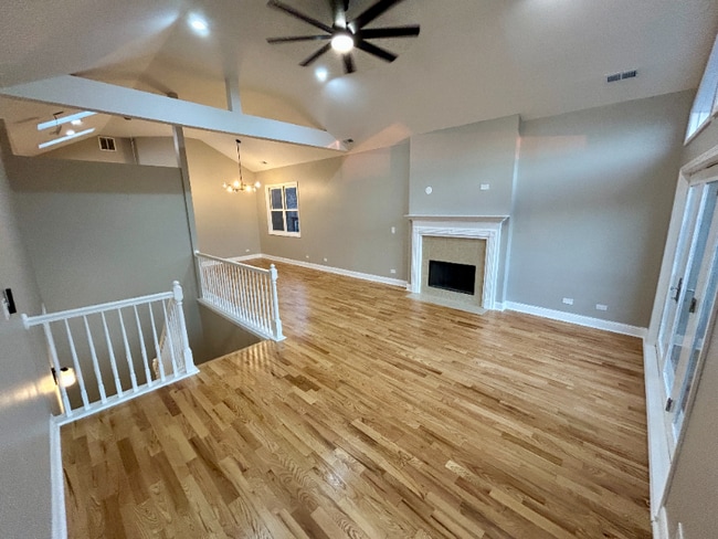 Building Photo - 5333 S Calumet Ave